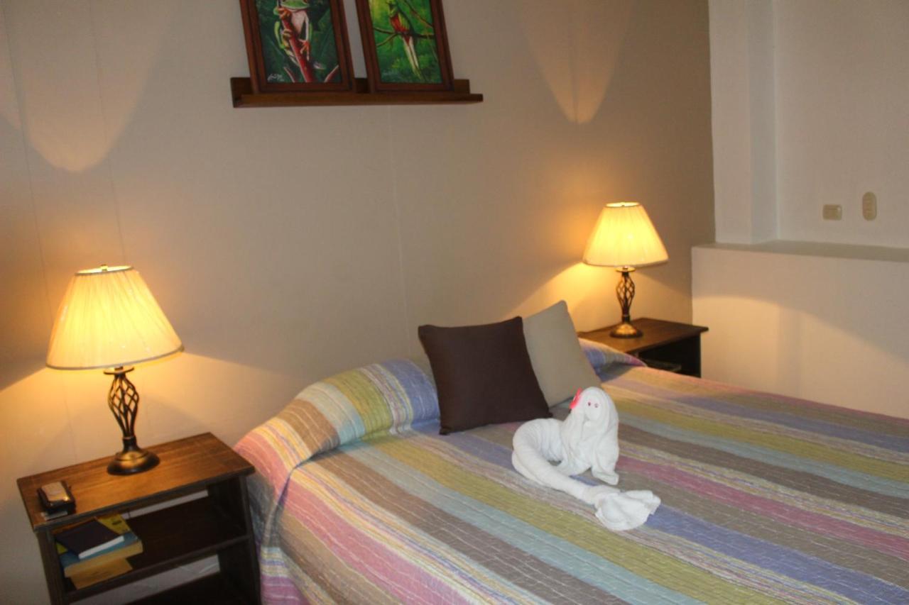 Hotel Arenal By Regina La Fortuna Bagian luar foto