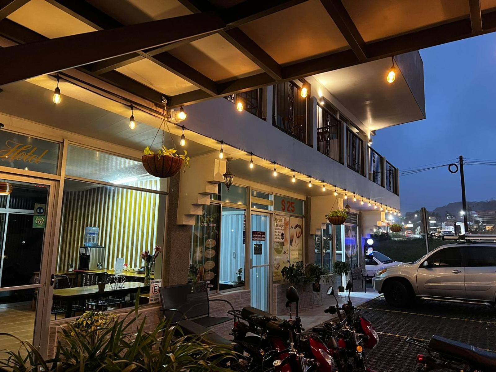 Hotel Arenal By Regina La Fortuna Bagian luar foto
