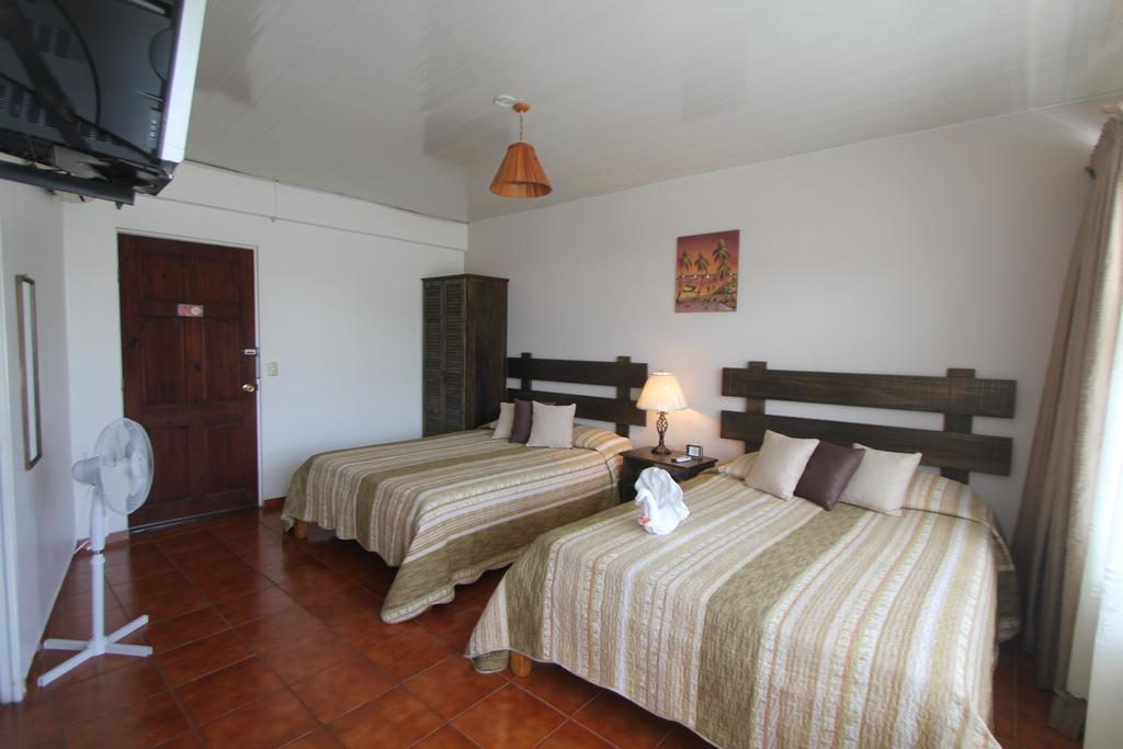 Hotel Arenal By Regina La Fortuna Bagian luar foto