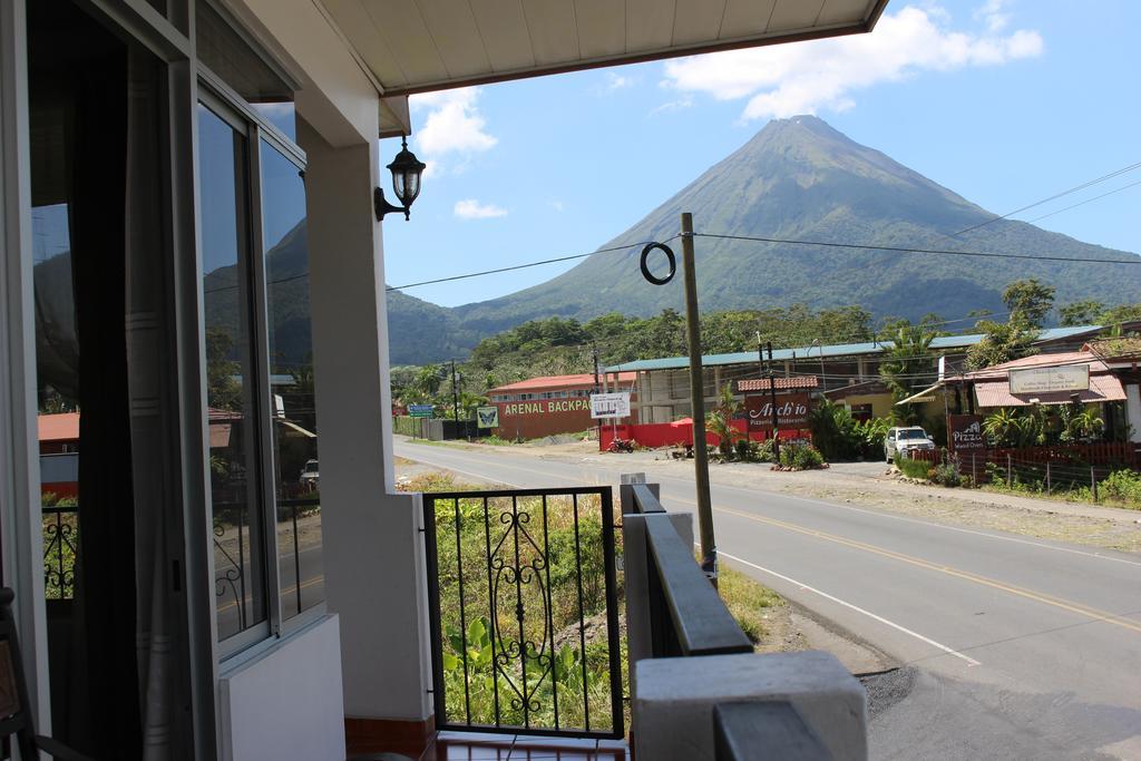 Hotel Arenal By Regina La Fortuna Bagian luar foto