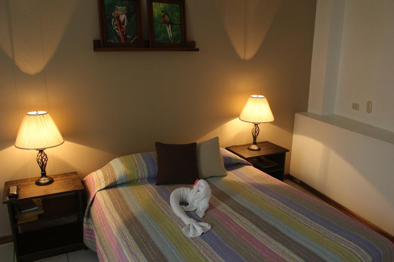 Hotel Arenal By Regina La Fortuna Bagian luar foto