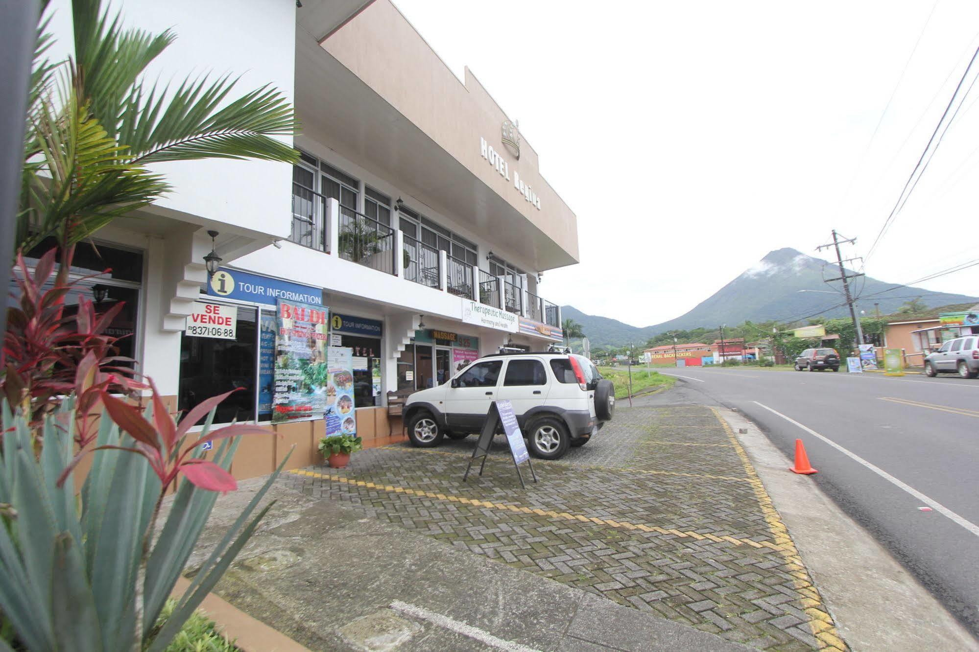 Hotel Arenal By Regina La Fortuna Bagian luar foto