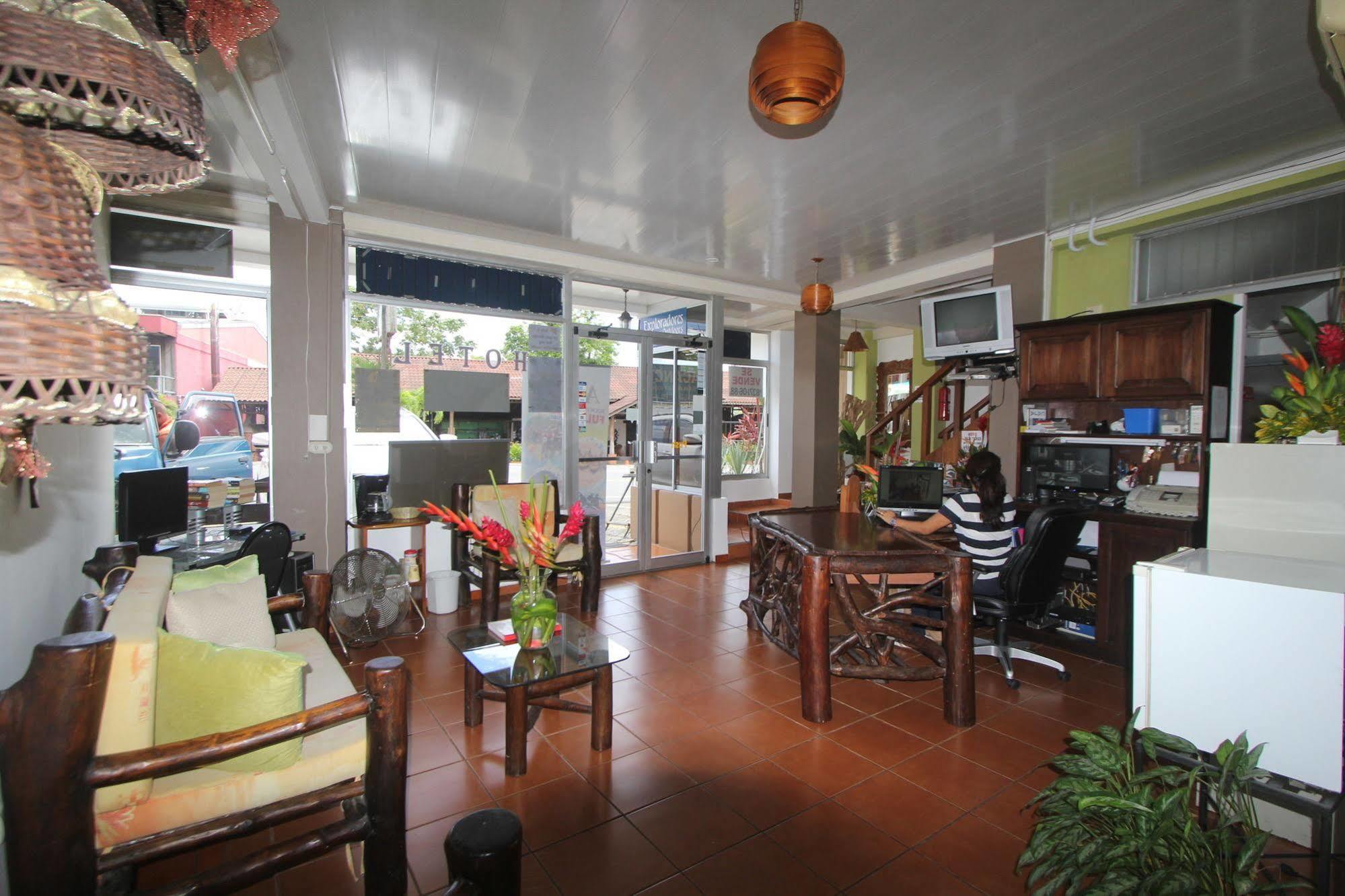 Hotel Arenal By Regina La Fortuna Bagian luar foto