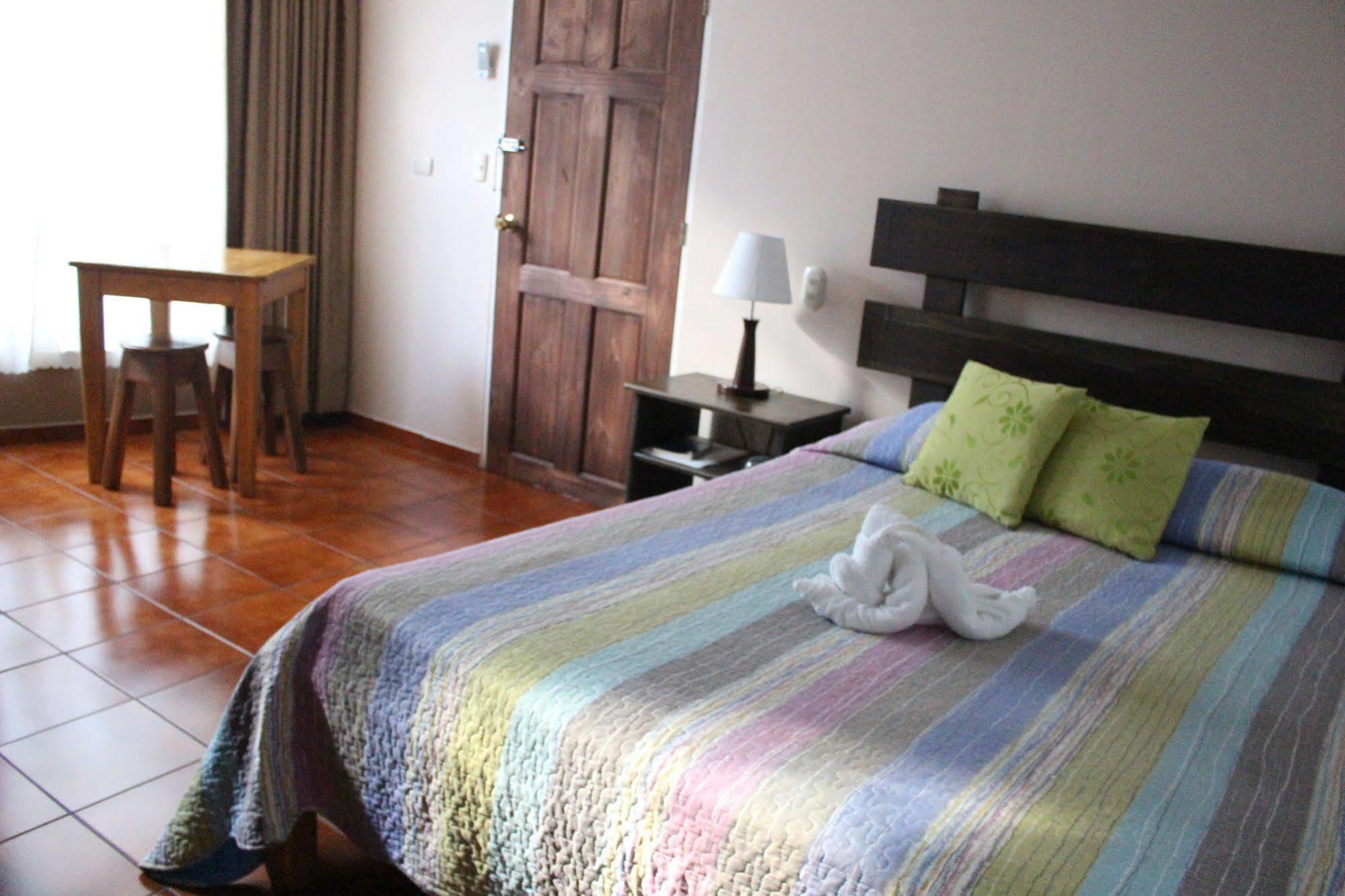 Hotel Arenal By Regina La Fortuna Bagian luar foto