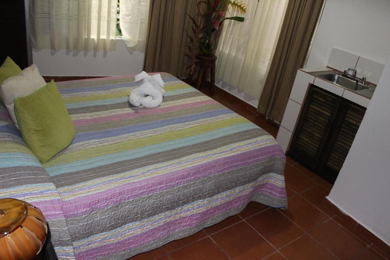 Hotel Arenal By Regina La Fortuna Bagian luar foto